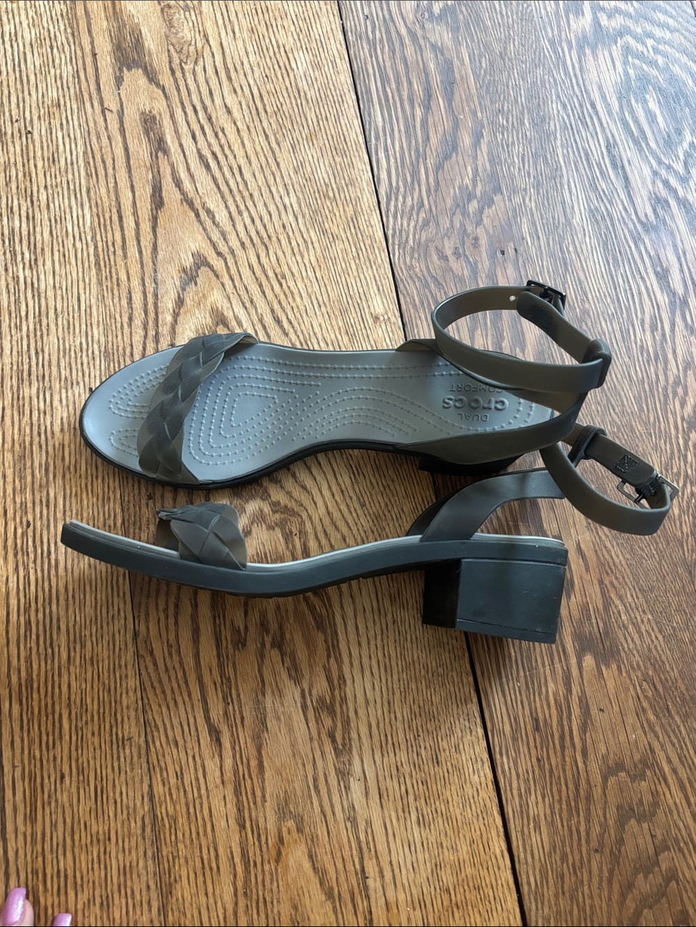 CROCS Black Braided Strap Low Block Heel Sandal